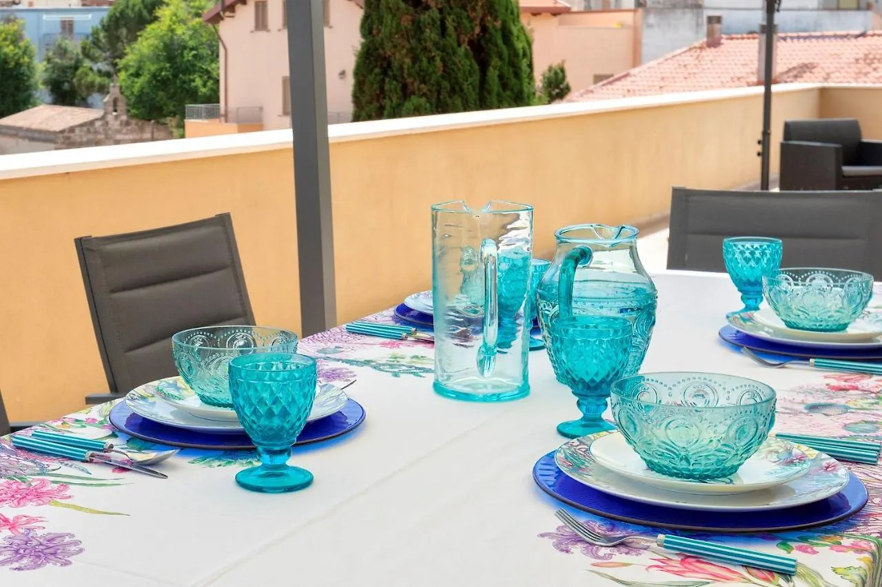 アルゲーロSardinia Re - Casa Orchideaアパートメント アパート